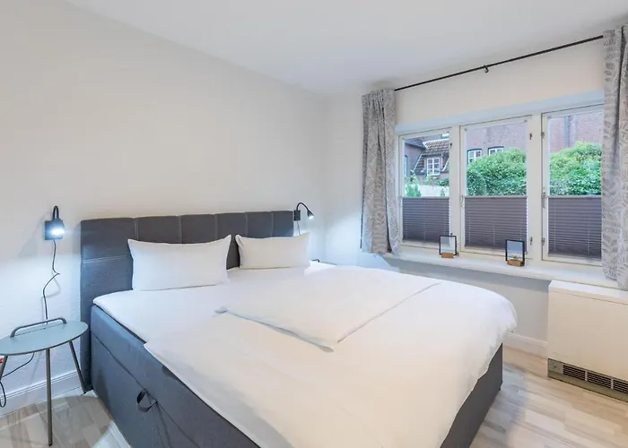 Apartmenthaus Theodor Storm Pole Poppenspaeler Appartement Husum (Schleswig-Holstein)